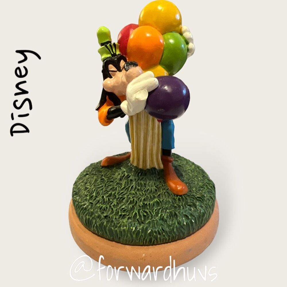 Disney Goofy Balloon Cookie Stamp Terra Cotta Rare Figurine